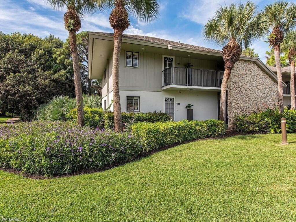 746 Eagle Creek DR 101 NAPLES, FL 34113