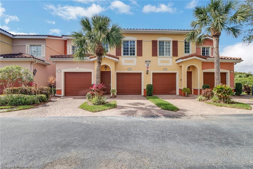 20320 Estero Gardens CIR 207 ESTERO, FL 33928