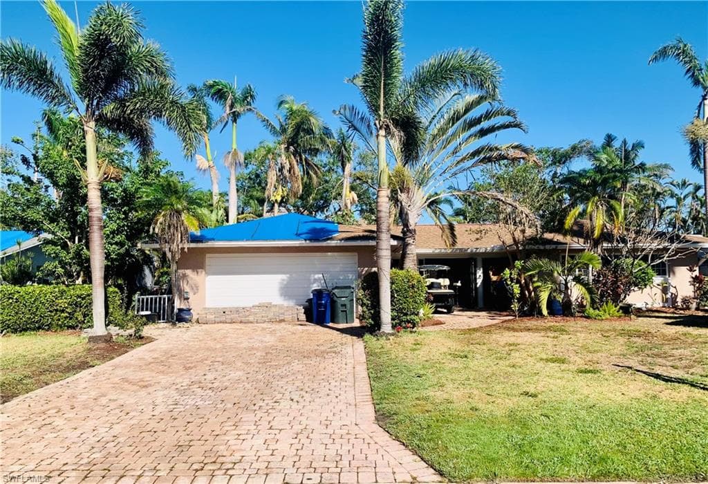 5668 Eichen CIR W FORT MYERS, FL 33919