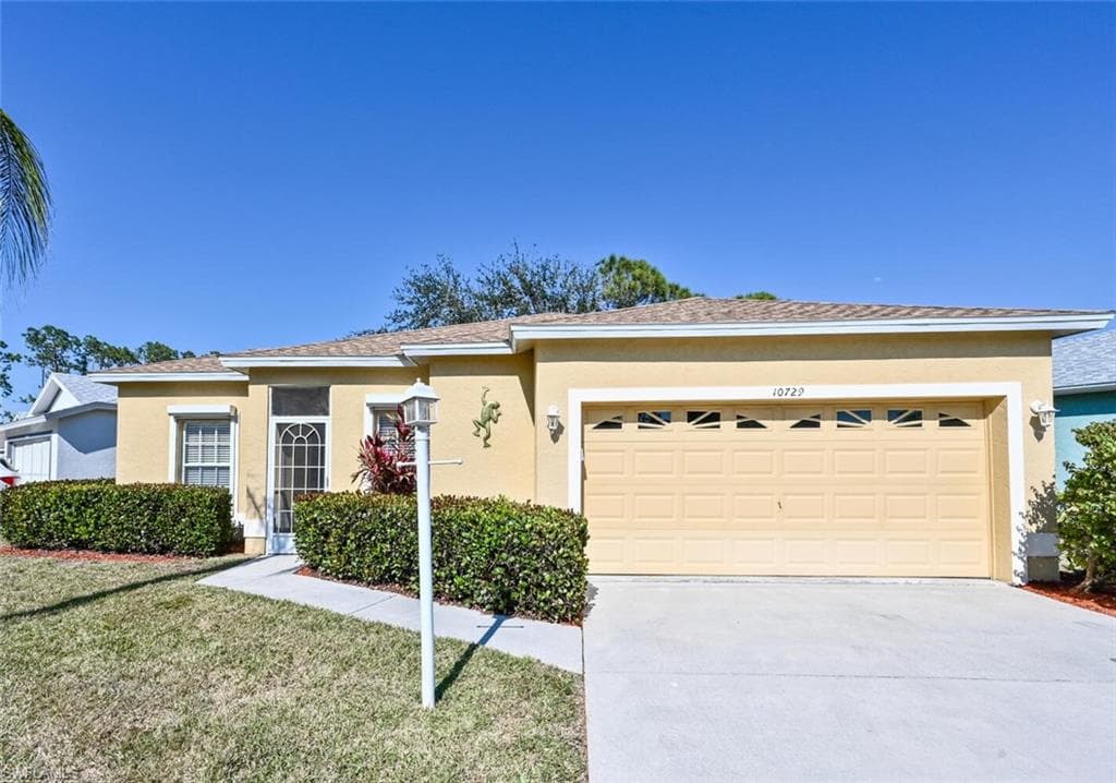 10729 Blue Bimini CIR ESTERO, FL 33928