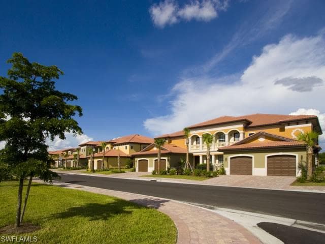 1325 Corso Palermo CT 2702 NAPLES, FL 34105