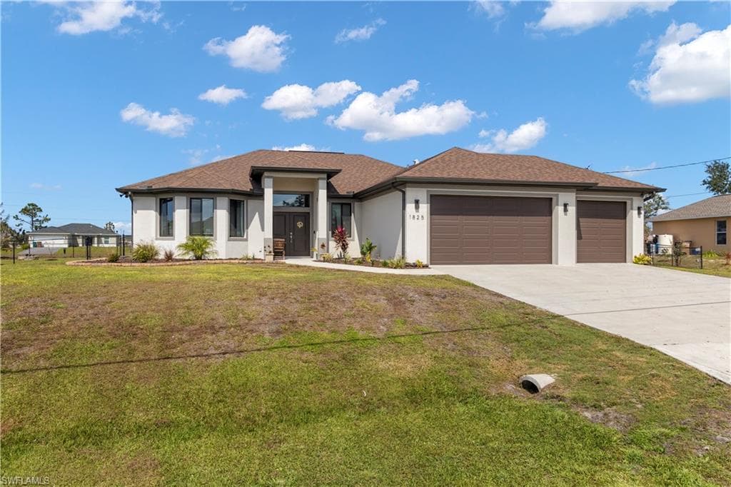 1825 13th ST CAPE CORAL, FL 33993