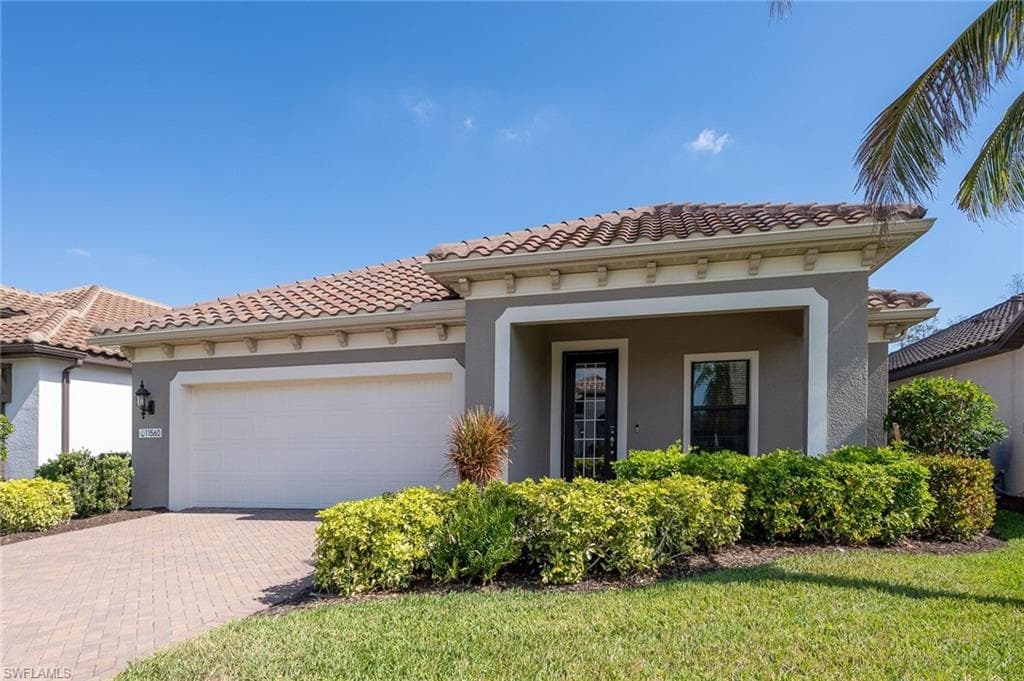 11560 Grey Egret CIR FORT MYERS, FL 33966
