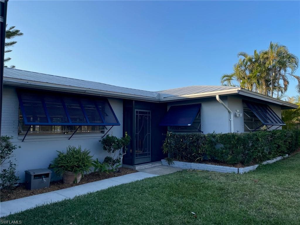 13856 Lazy LN FORT MYERS, FL 33905
