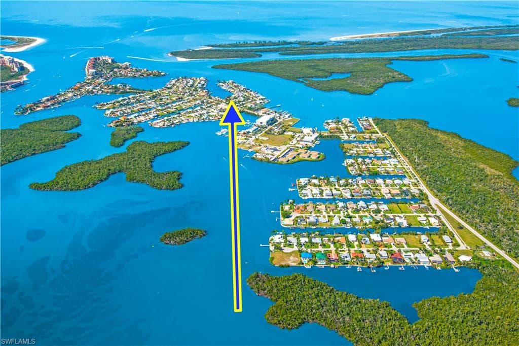118 Hilo ST W NAPLES, FL 34113