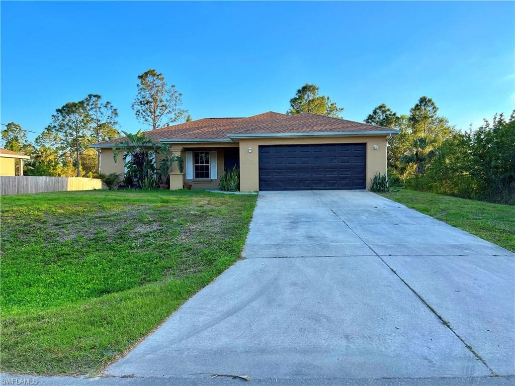 3307 42nd ST W LEHIGH ACRES, FL 33971