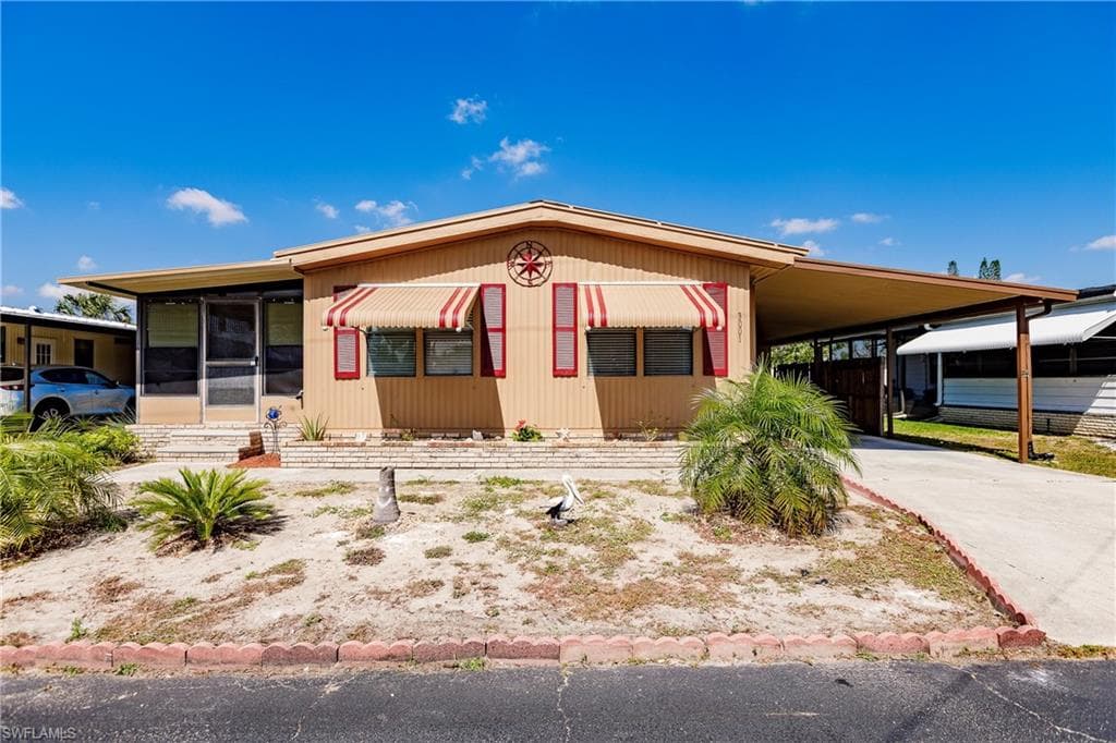 3001 Rain Dance LN NORTH FORT MYERS, FL 33917