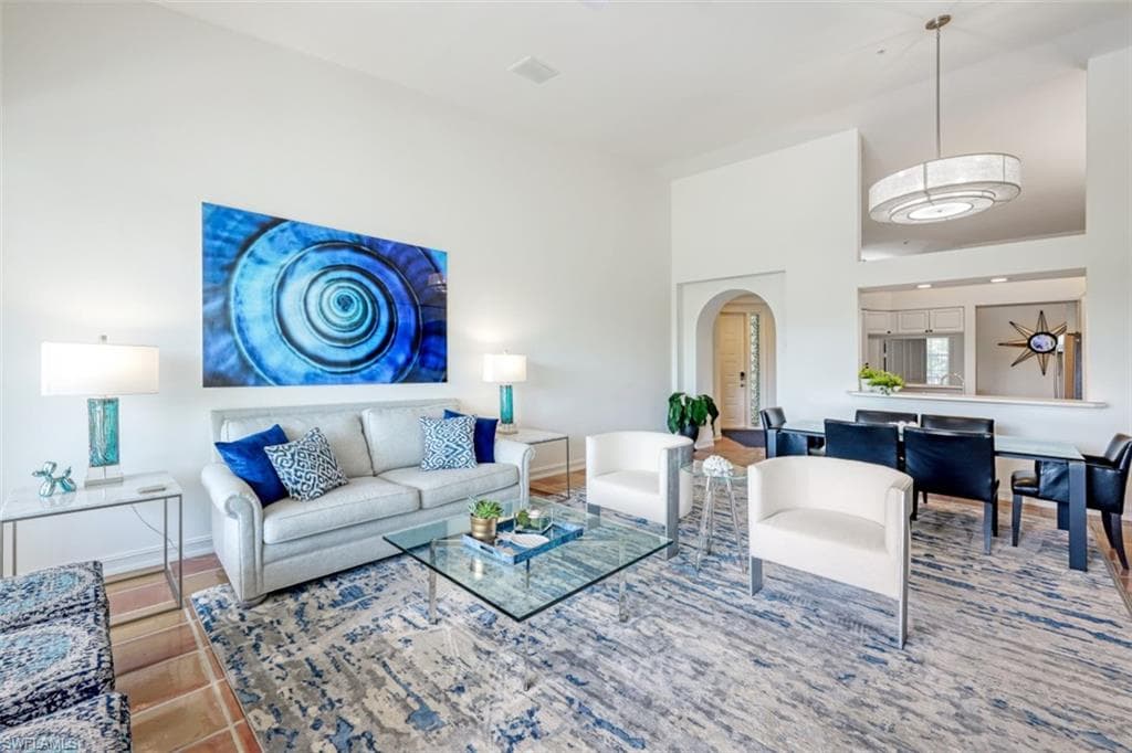 743 Bentwater CIR 6-203 NAPLES, FL 34108