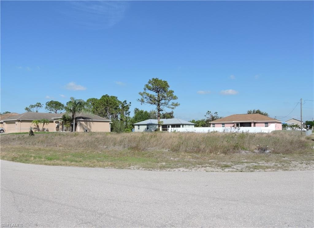 5514 Banning ST LEHIGH ACRES, FL 33971