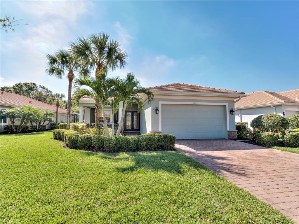 3951 Otter Bend CIR FORT MYERS, FL 33905