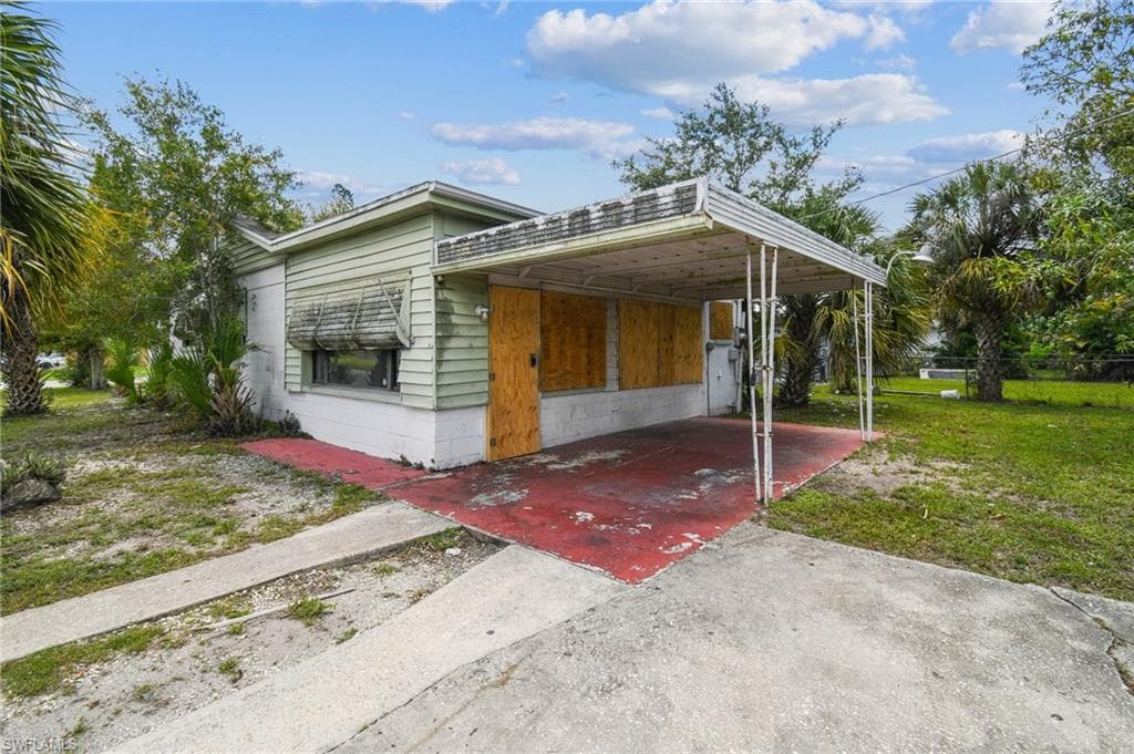 2906 Saint Charles ST FORT MYERS, FL 33916
