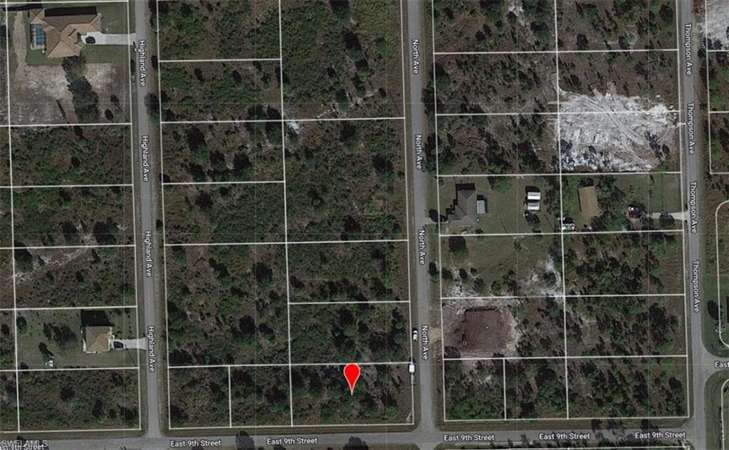 901 North AVE LEHIGH ACRES, FL 33972