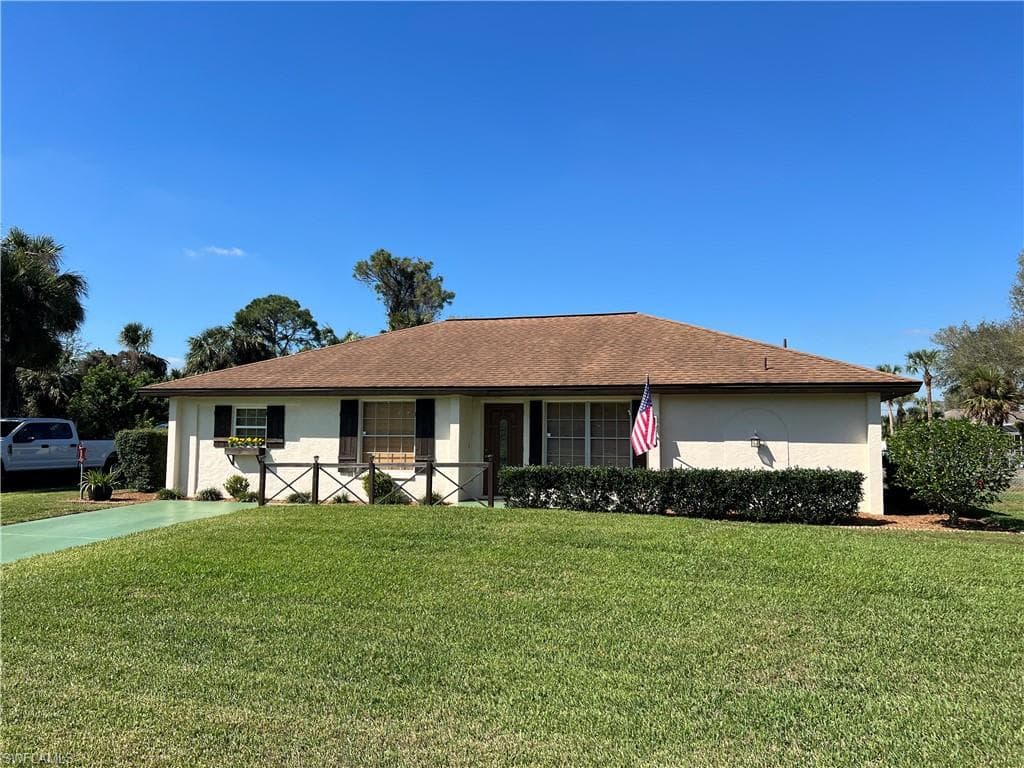 411 Roosevelt AVE LEHIGH ACRES, FL 33936