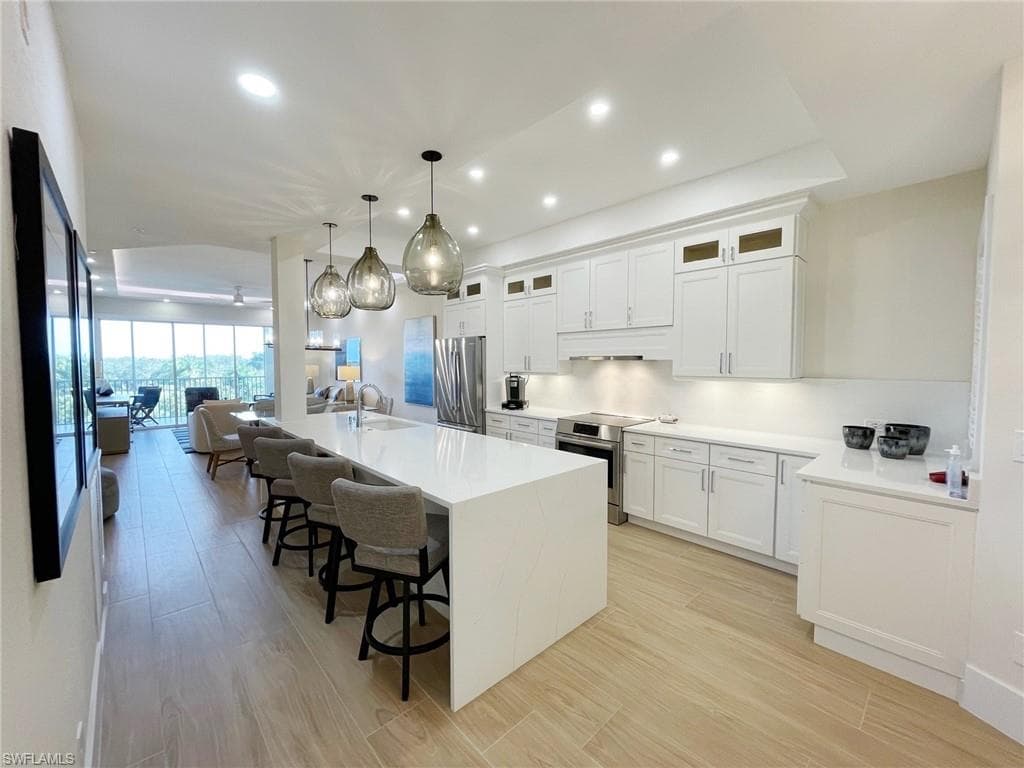 7687 Pebble Creek CIR 404 NAPLES, FL 34108