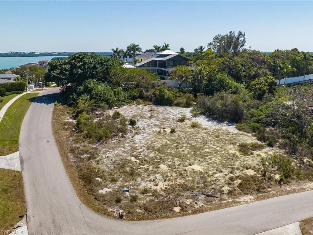 870 Caxambas DR MARCO ISLAND, FL 34145