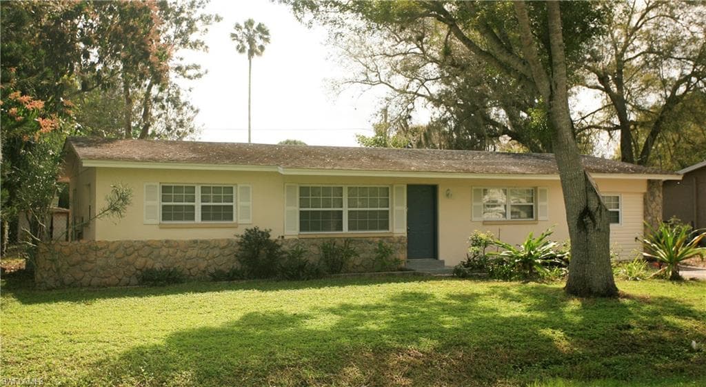 13419 5th ST FORT MYERS, FL 33905