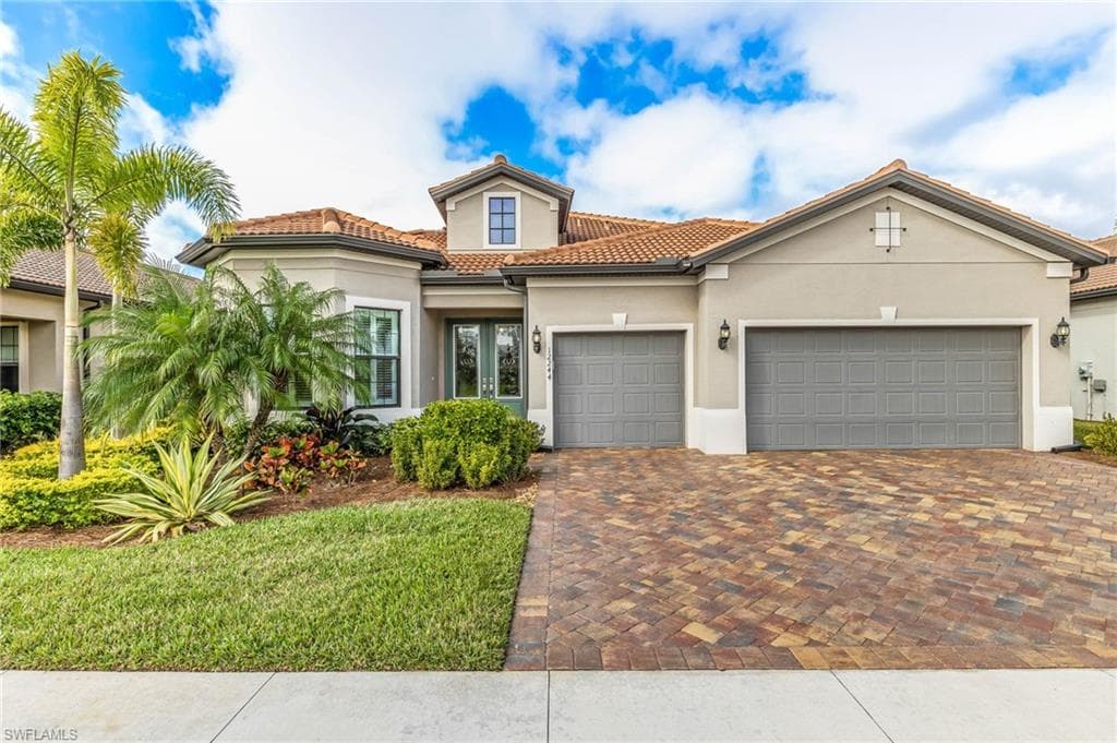 12244 Sussex ST FORT MYERS, FL 33913