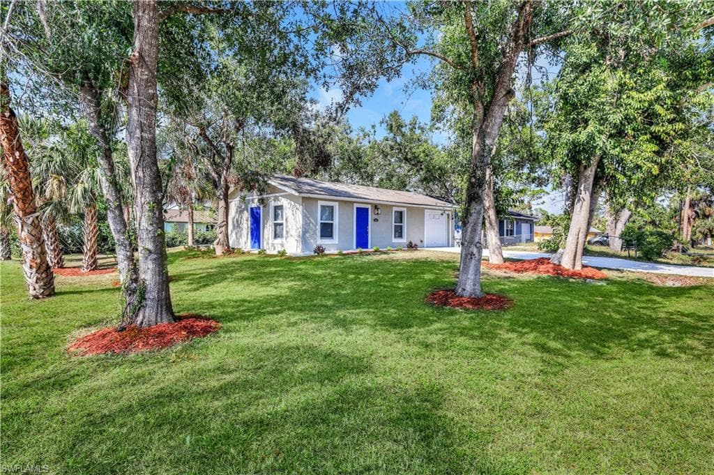 1401 Keuka AVE NORTH FORT MYERS, FL 33917