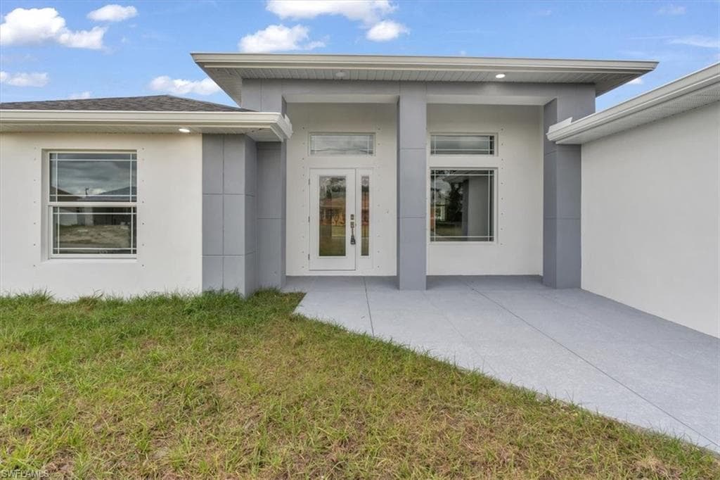 2809 29th ST SW LEHIGH ACRES, FL 33976