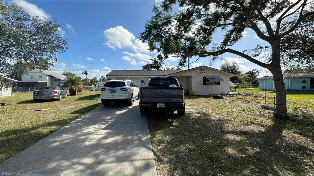 156 Texas AVE FORT MYERS, FL 33905