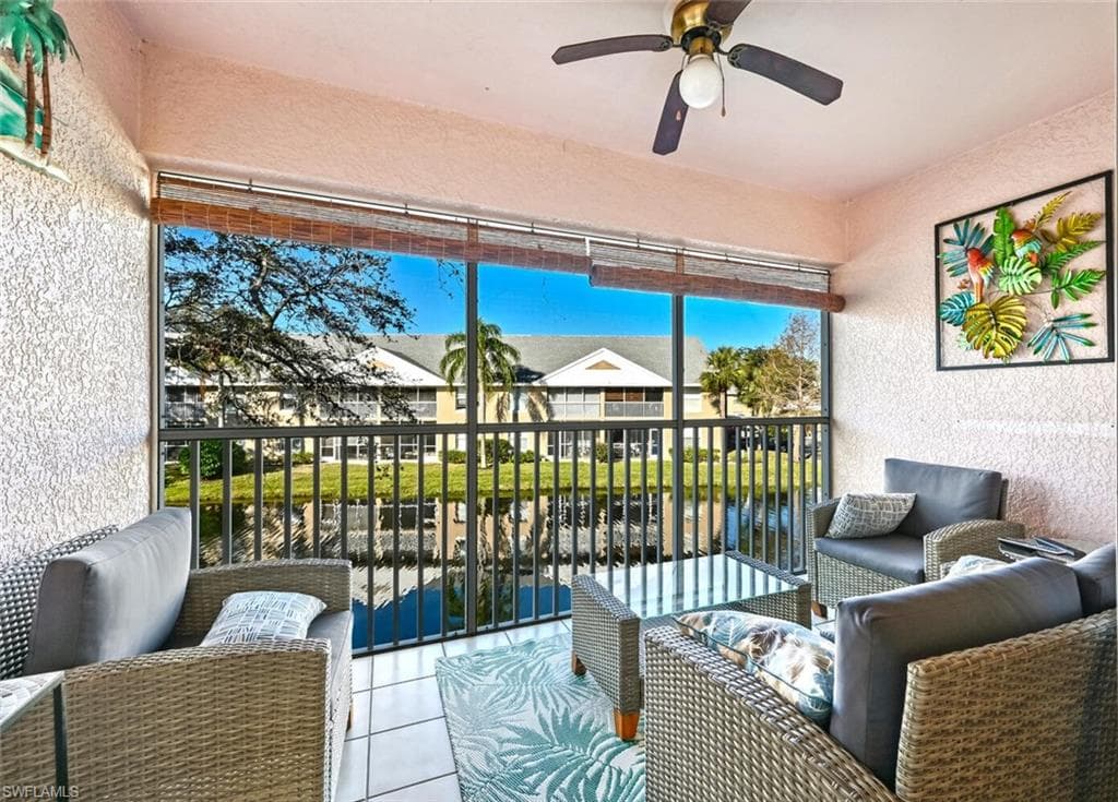 150 Pebble Shores DR E 203 NAPLES, FL 34110