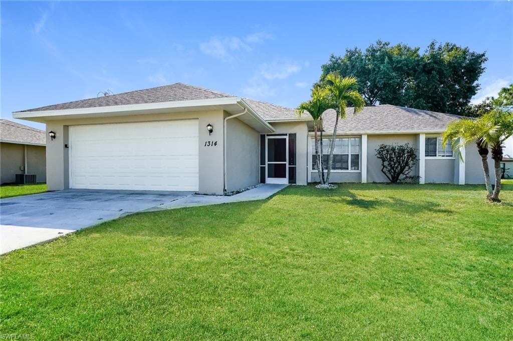 1314 SW 33rd ST CAPE CORAL, FL 33914