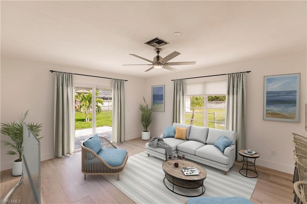 639 98th AVE N NAPLES, FL 34108