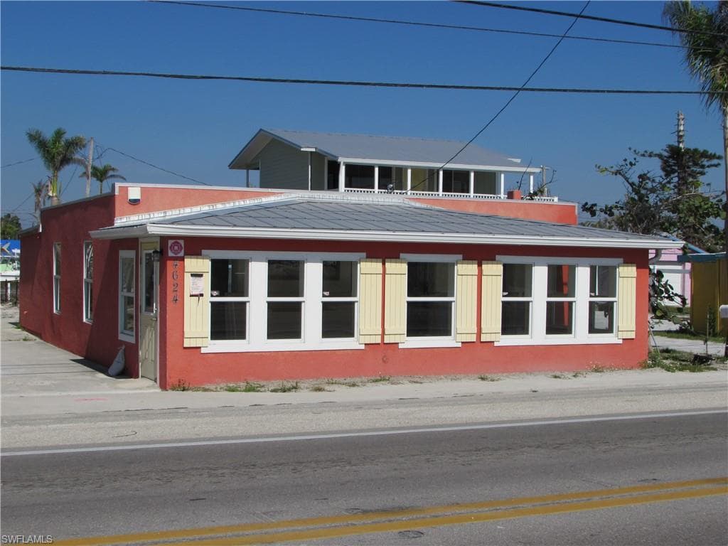4624 Pine Island RD NW MATLACHA, FL 33993