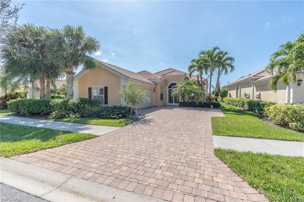 7678 Hernando CT NAPLES, FL 34114
