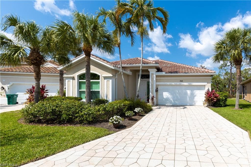 345 Harvard LN NAPLES, FL 34104