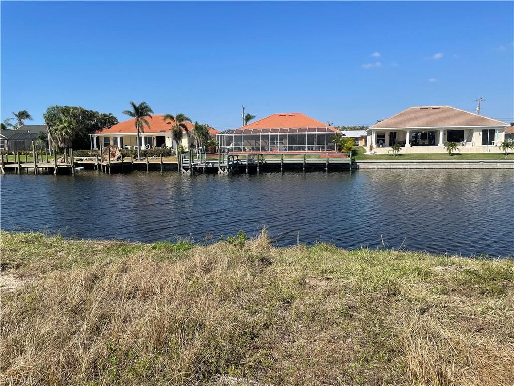 1819 SW 51st ST CAPE CORAL, FL 33914