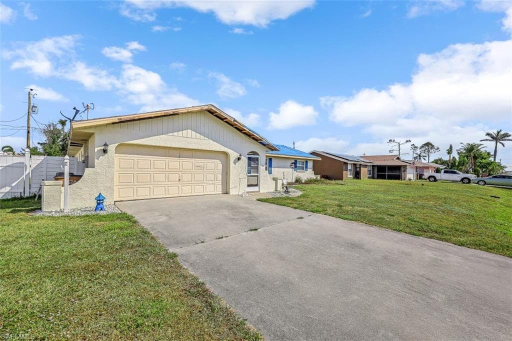 427 SW 37th LN CAPE CORAL, FL 33914