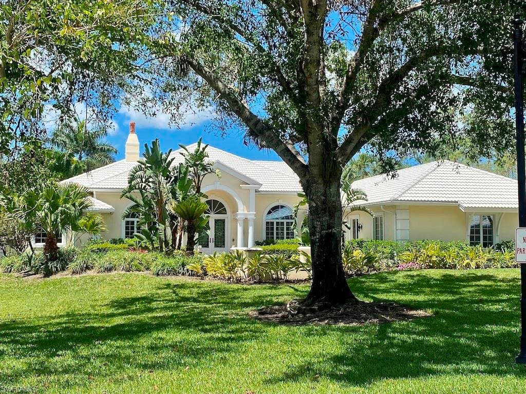 12901 Valewood DR NAPLES, FL 34119