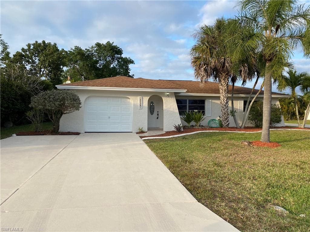 1121 SE 36th ST CAPE CORAL, FL 33904