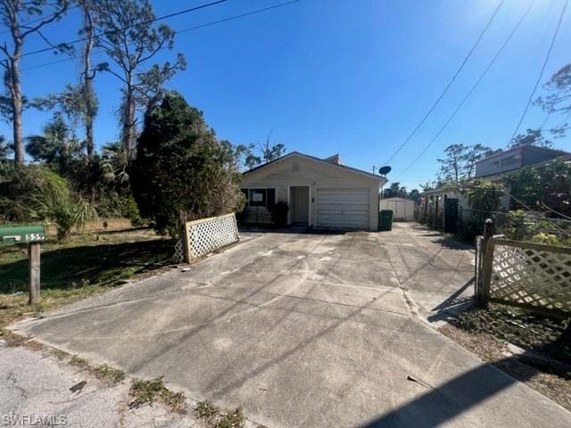 559 San Jose ST NORTH FORT MYERS, FL 33903