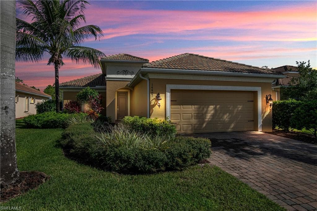 14487 Manchester DR NAPLES, FL 34114