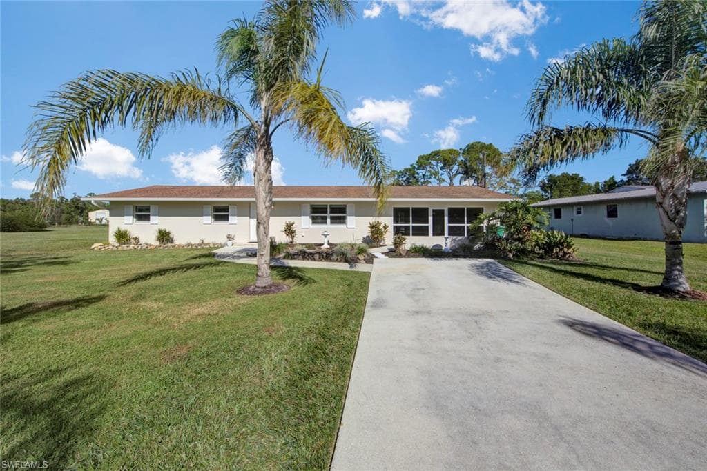 5331 Myrtle LN NAPLES, FL 34113
