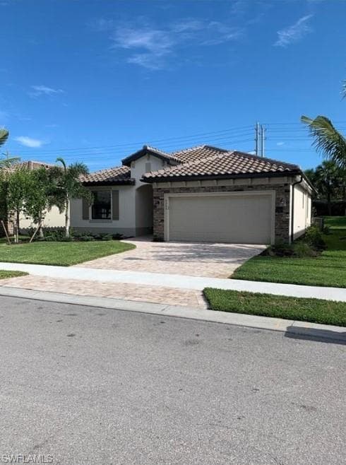 9200 Woodhurst DR NAPLES, FL 34120