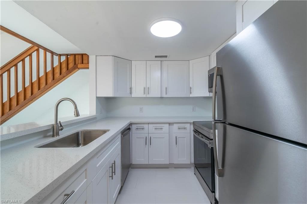6053 Timberwood CIR N 236 FORT MYERS, FL 33908