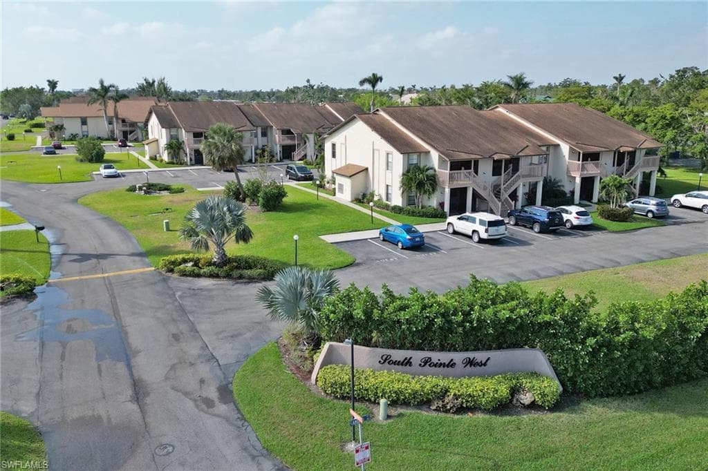 13126 Feather Sound DR 305 FORT MYERS, FL 33919
