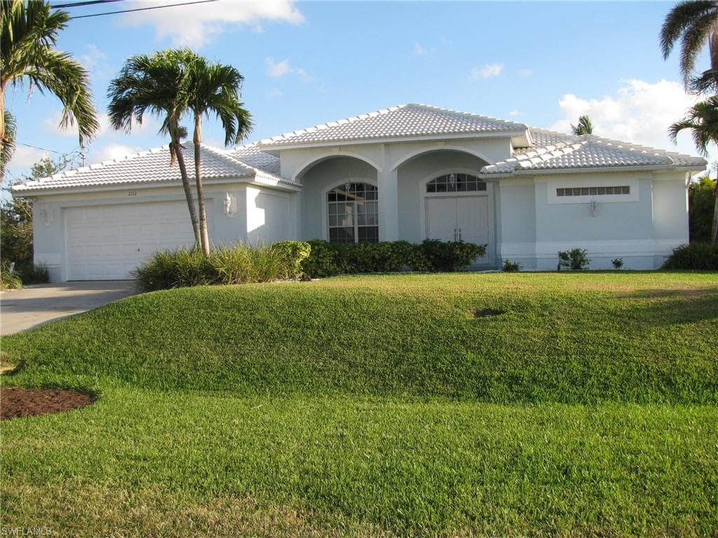 2112 SW 28th ST CAPE CORAL, FL 33914
