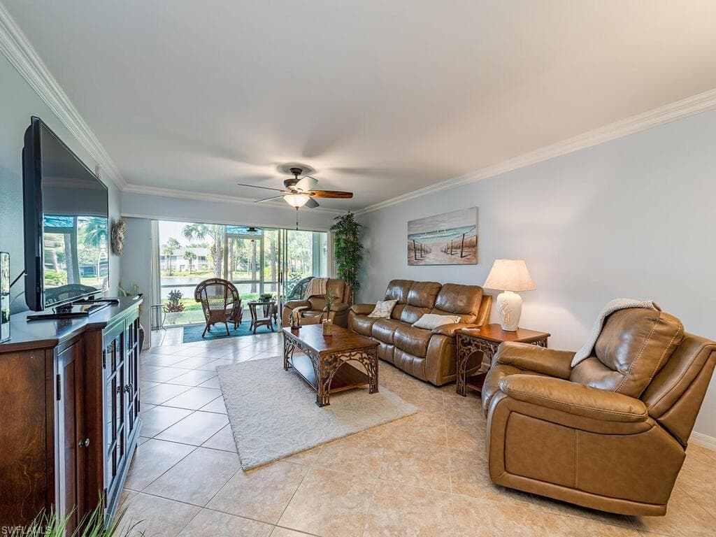 1120 Sarah Jean CIR B-102 NAPLES, FL 34110