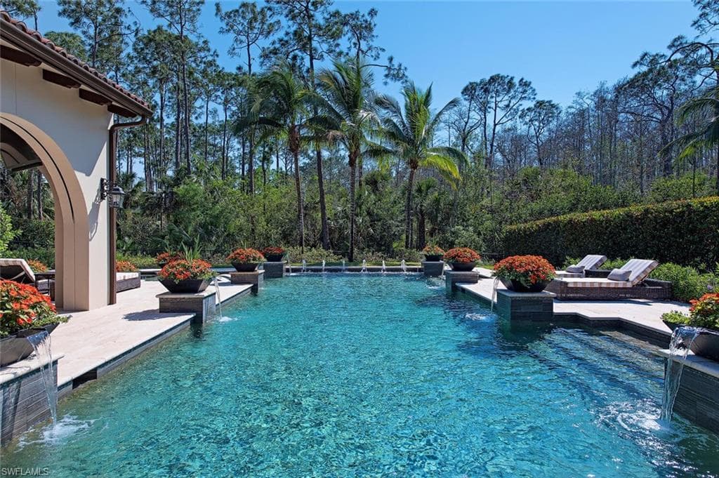 10818 Est Cortile CT NAPLES, FL 34110