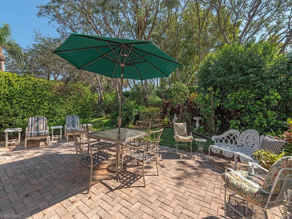 6642 Trident WAY I-2 NAPLES, FL 34108