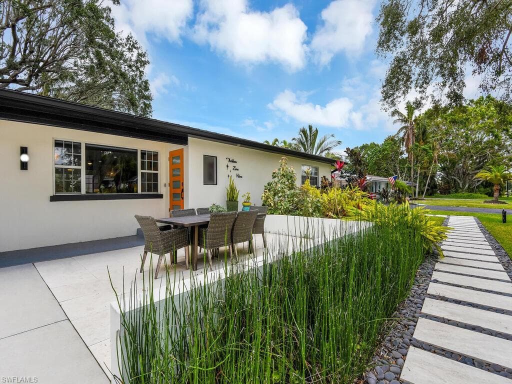 1309 Sunbury DR FORT MYERS, FL 33901