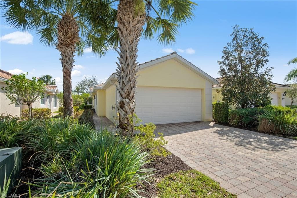 28793 Xenon WAY BONITA SPRINGS, FL 34135