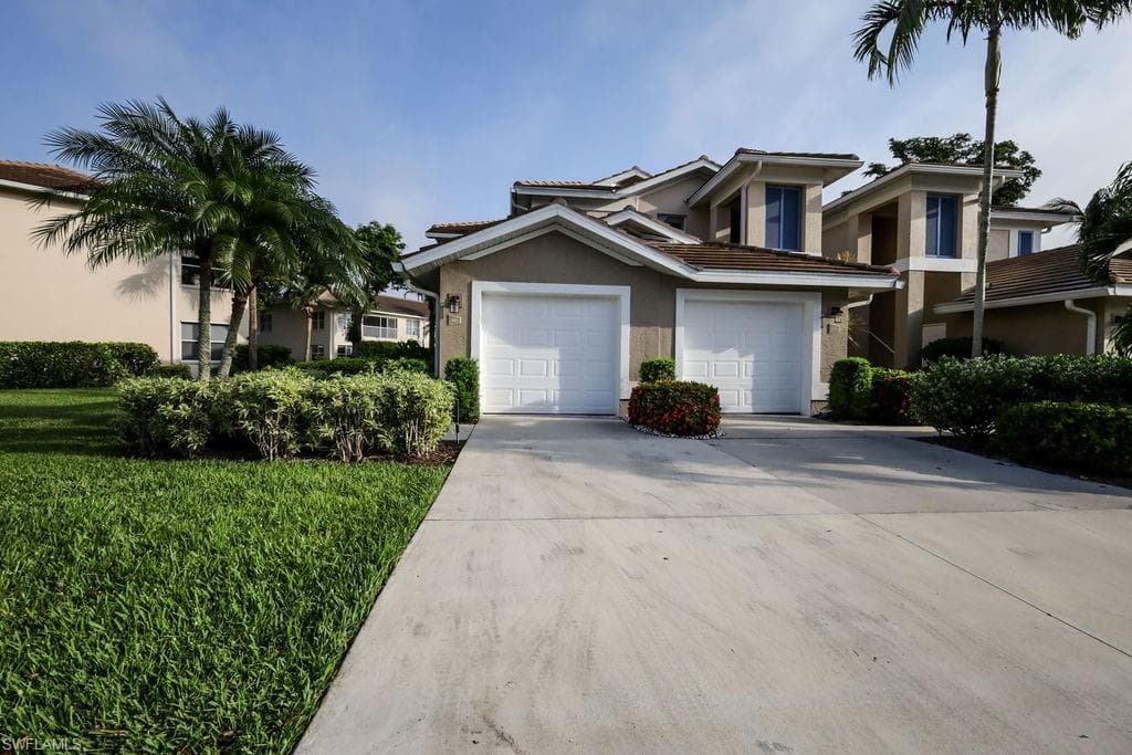 816 Carrick Bend CIR 2801 NAPLES, FL 34110