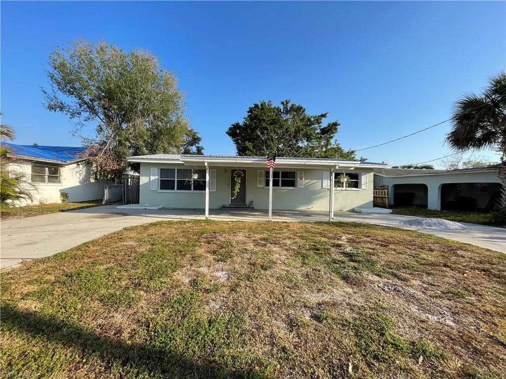 12511 Davis BLVD FORT MYERS, FL 33905