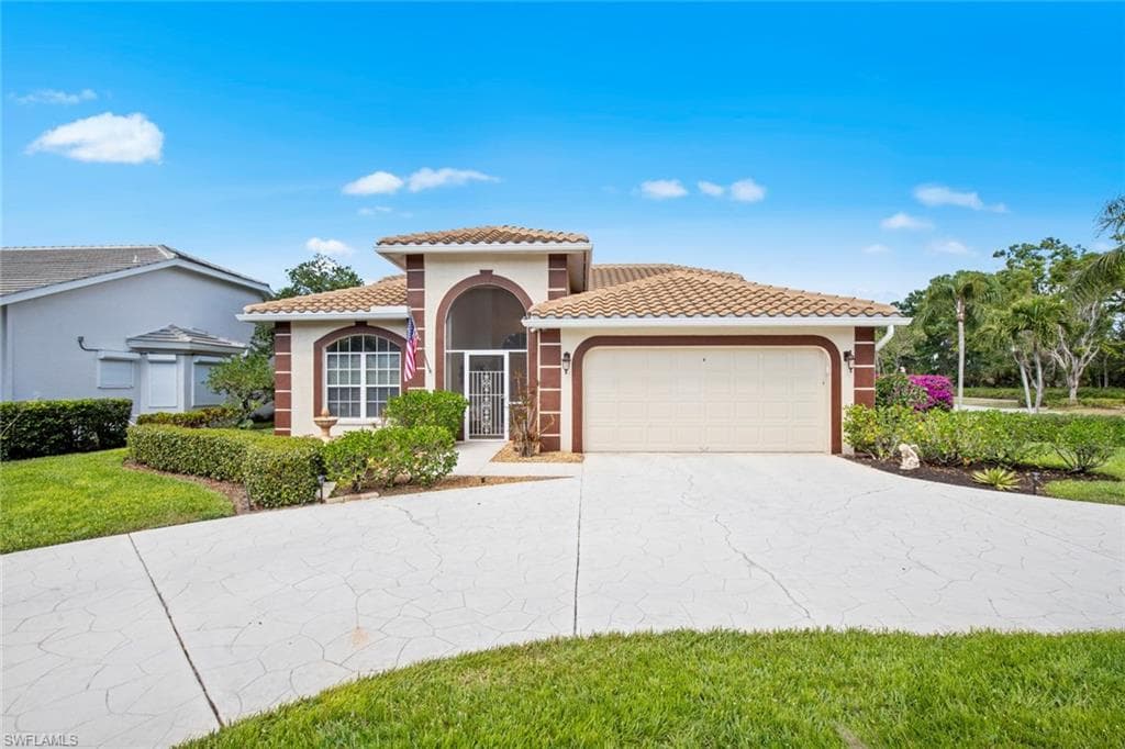 25600 Inlet Way CT BONITA SPRINGS, FL 34135