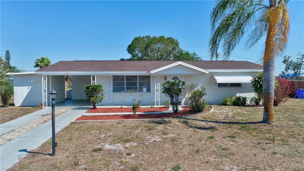 327 Inwood AVE S LEHIGH ACRES, FL 33936